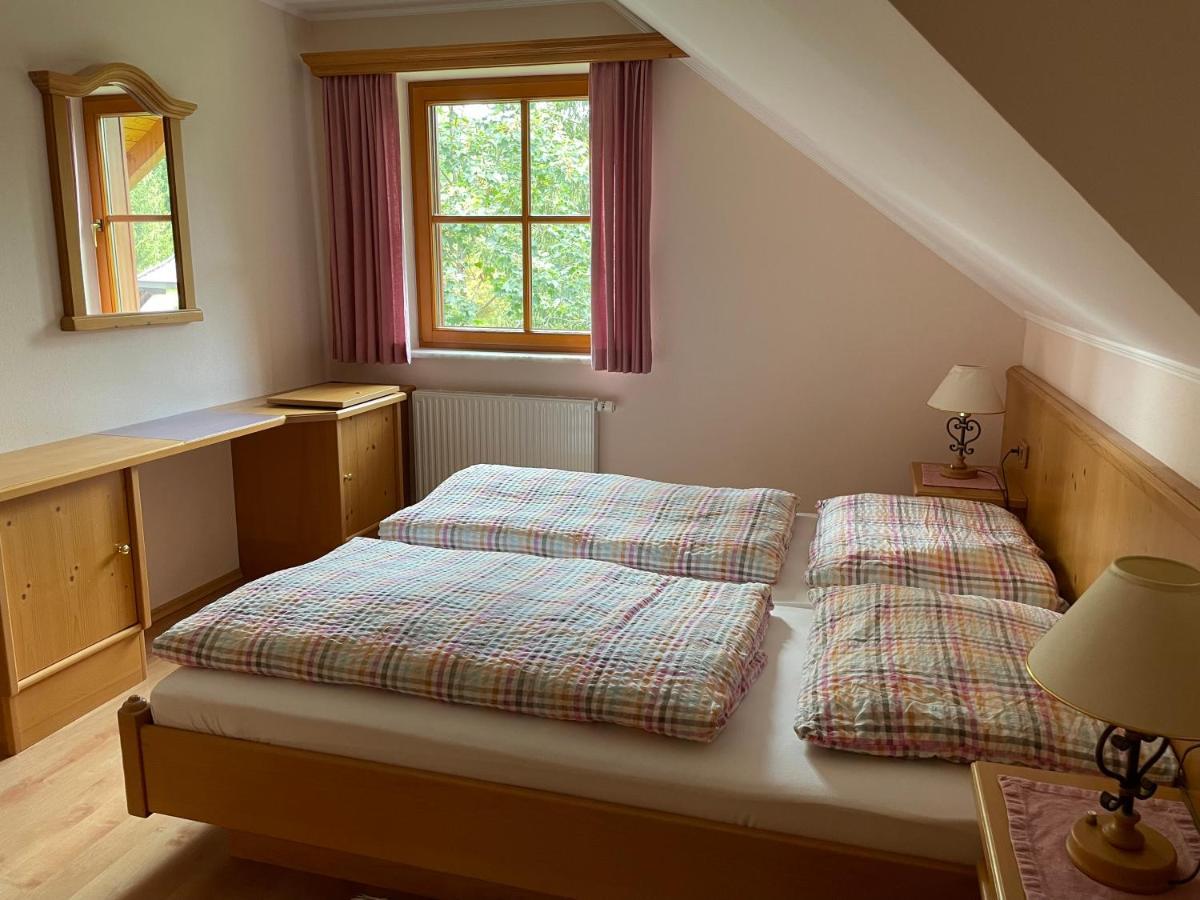 Ferienhaus Alpenblick Krakauschatten Esterno foto